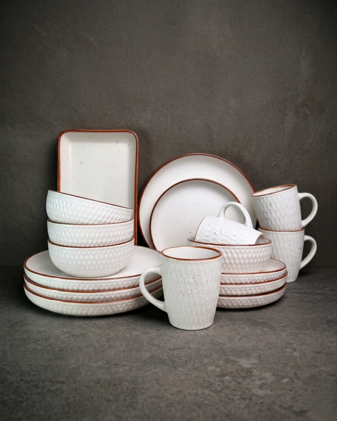 Vajilla Terra Élia 17 Piezas en Cerámica Premium - Diseño Blanco Texturizado con Borde Terracota
